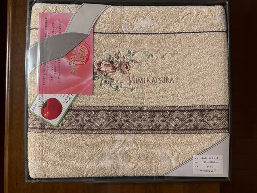 yumi katsura  タオルセット YUMI KATSURA（タオル/バス用品）のフリマアイテム一覧